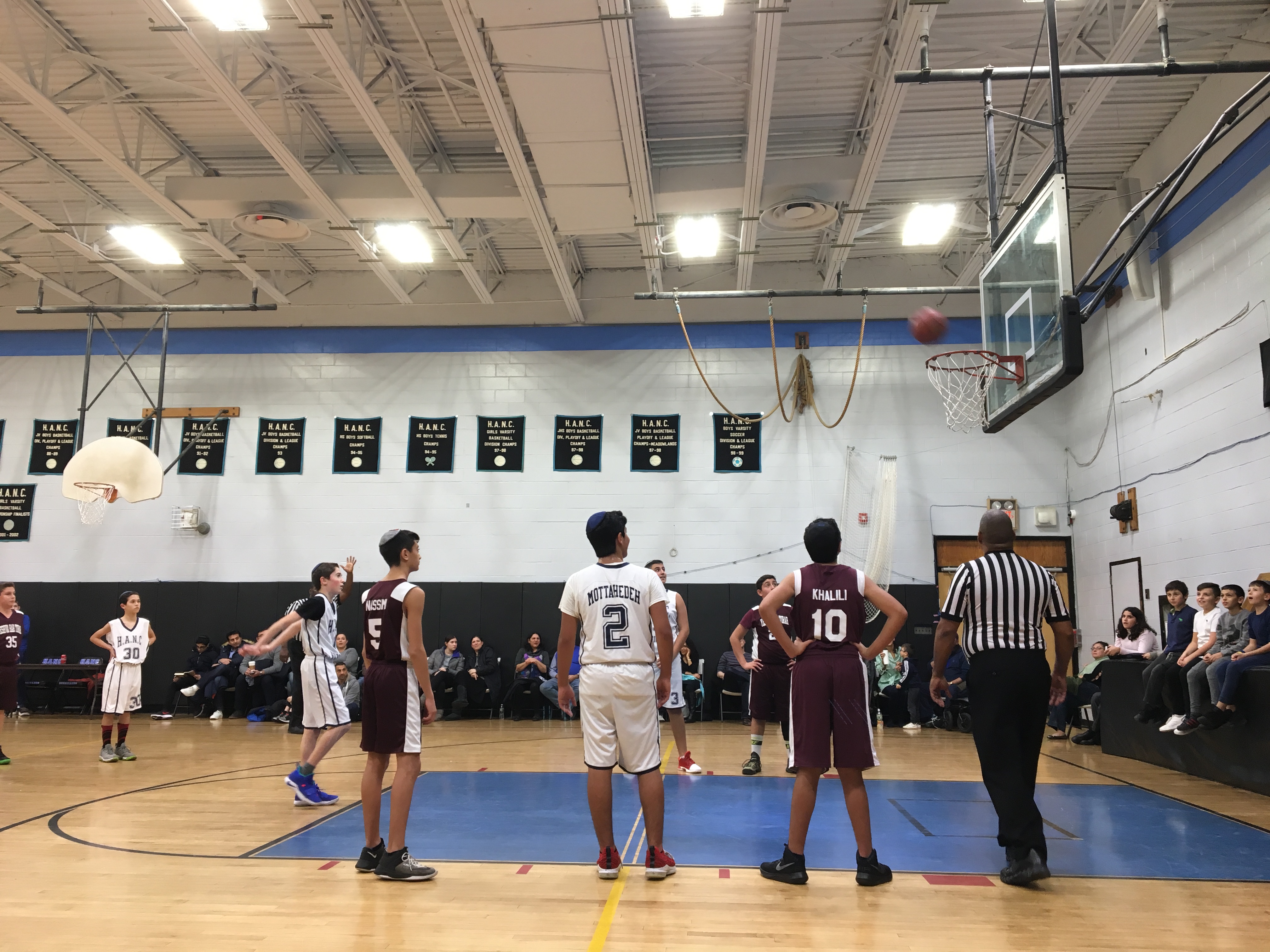 Yeshiva middle school students face off to raise money for the IDF