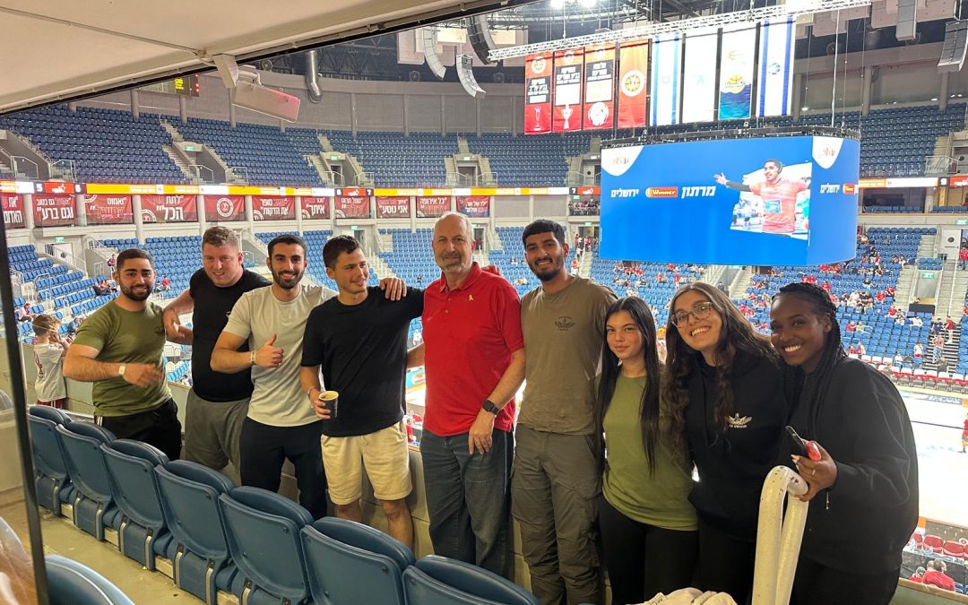 We hosted Border Patrol officers at a Hapoel Jerusalem game!